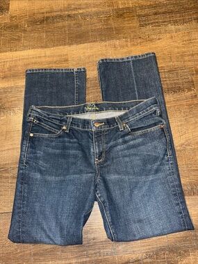 The diva size 14 long blue jeans mild flare